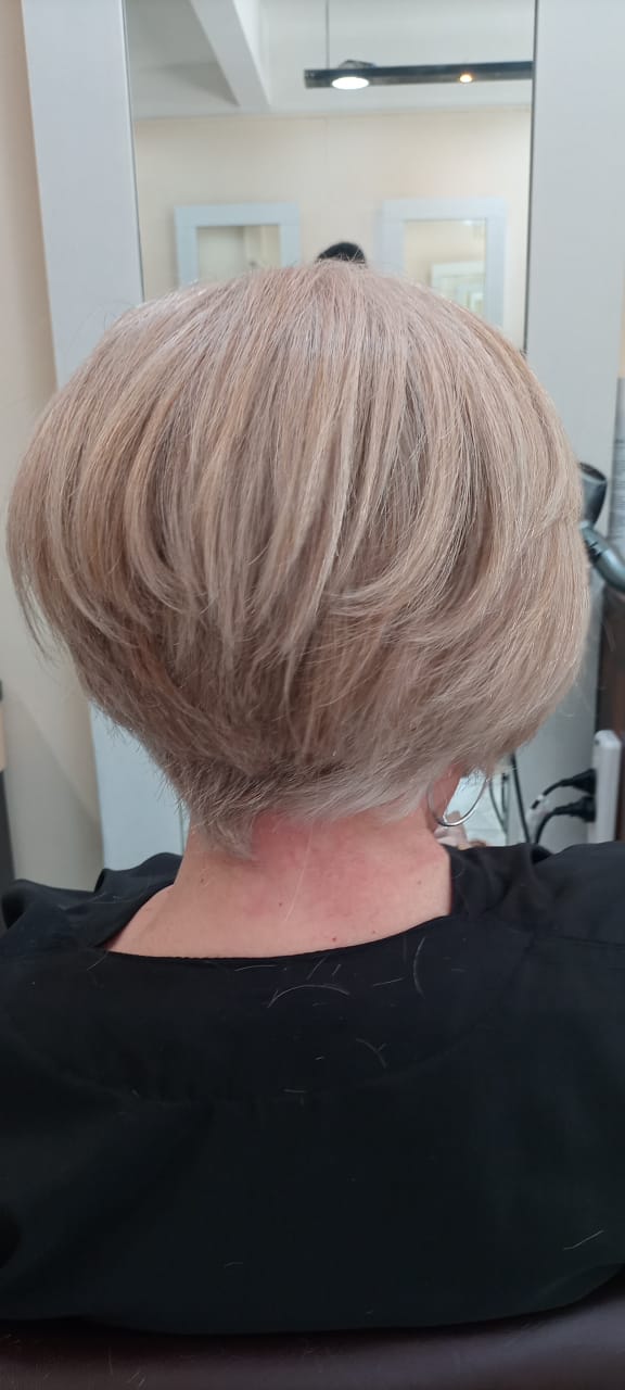 Corte Femenino